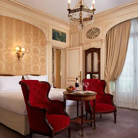 Otel Raphael Paris