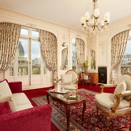 Raphael 5* Paris