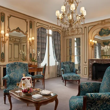 Raphael Hotel Paris