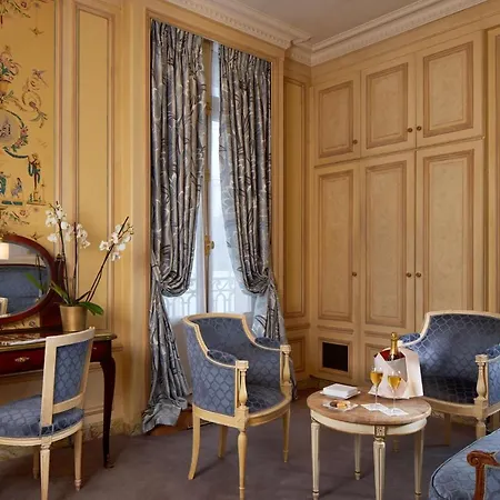 Raphael Hotel Paris