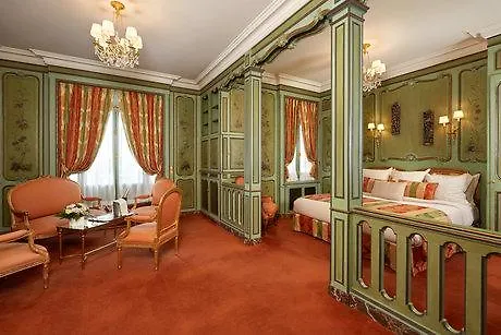 Hotel Raphael 5*