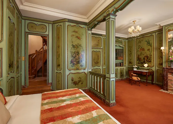 Hotel Raphael 5*